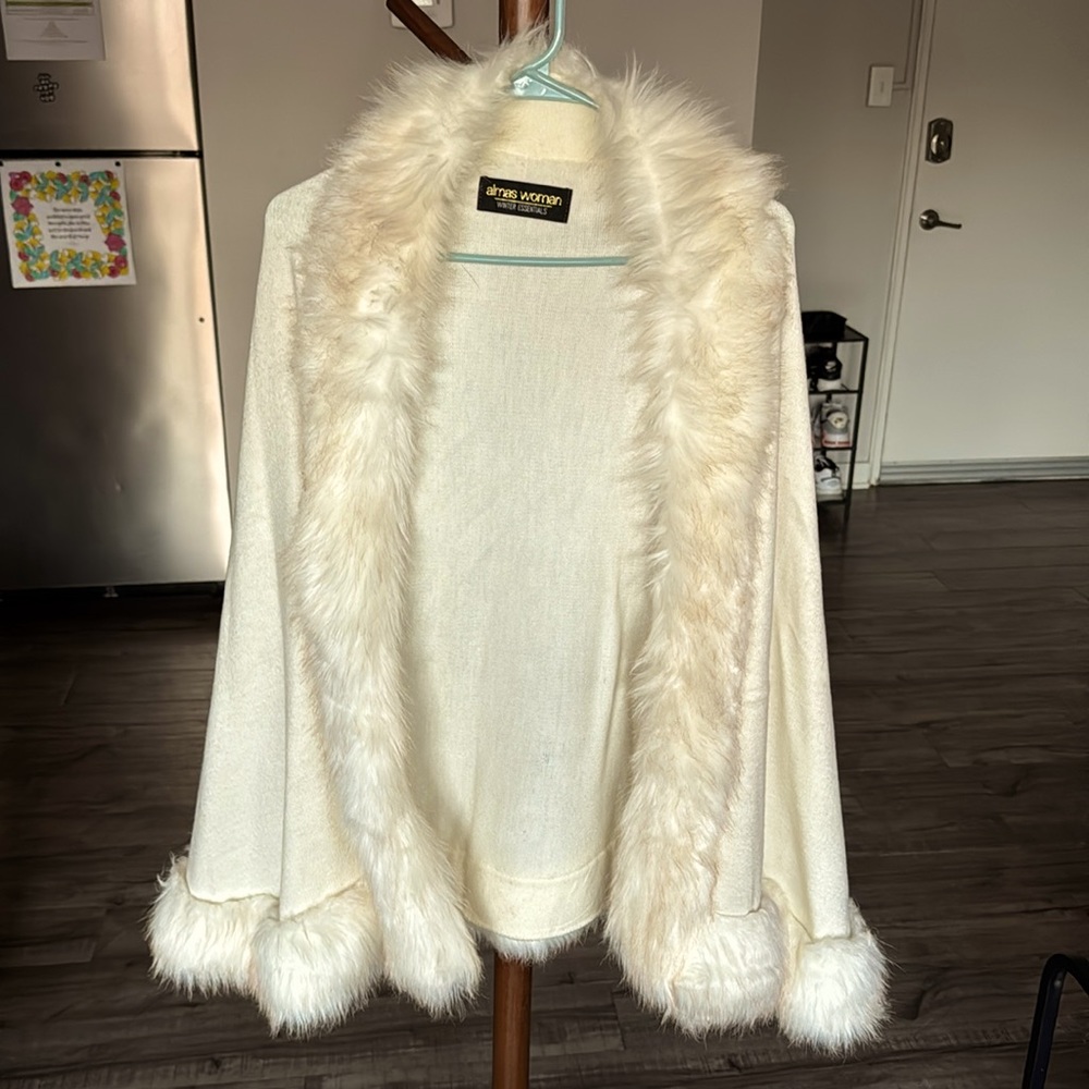 Stunning faux fur cape